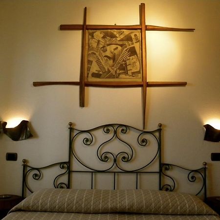 B&B La Locanda Degli Artisti Chianciano Terme Δωμάτιο φωτογραφία